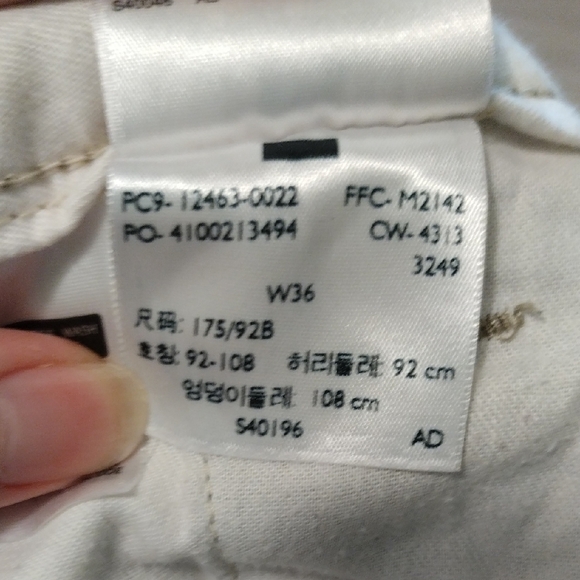 Levi's Men's Khaki Cargo Shorts - Picture 6 of 13